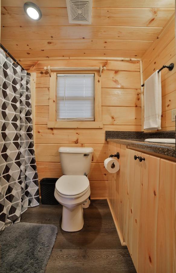 Eden Cabin Forested Tiny Home On Lookout Mtn 채터누가 외부 사진